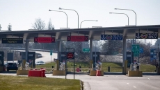 Canada-U.S. to extend border restrictions